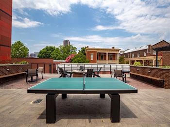 The Masonry Apartments Richmond rooftop table